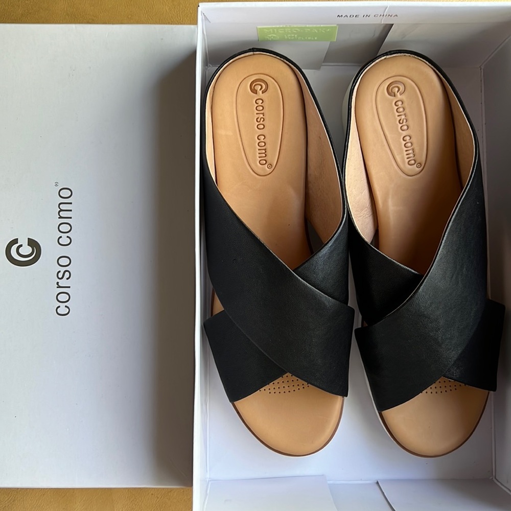 Brand New Corso Como size 10 black sandals